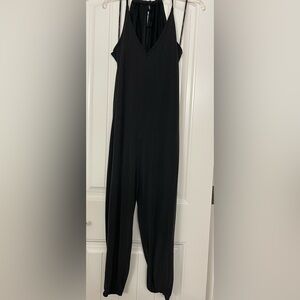 Forever 21 Tie Back Adjustable Black Jumpsuit with Pockets size M